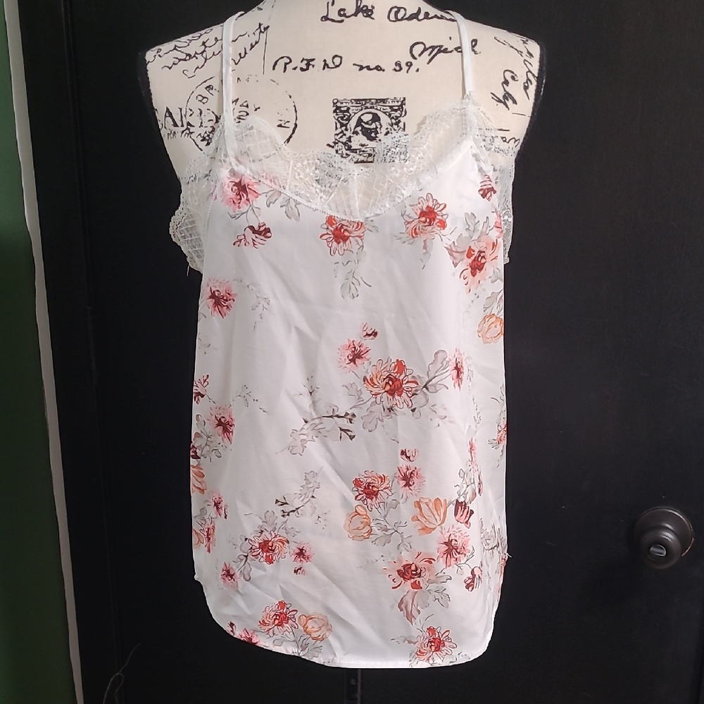 Floral Lace Trim Camisole in White and Redish Orange